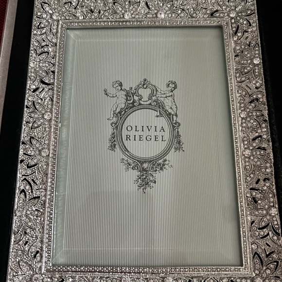 Olivia Rigel - Windsor picture frames - Picture 2 of 6
